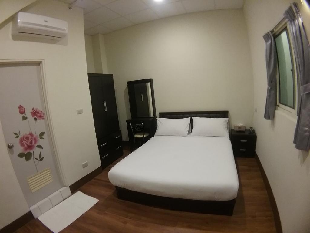 Malaya Guest House Budai Exterior photo